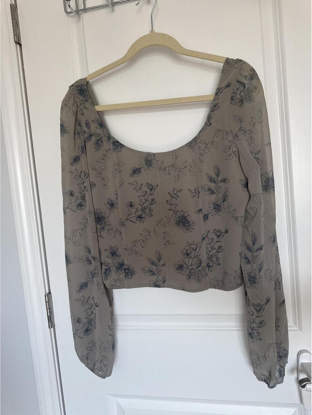 House of Harlow 1960 Floral Long Sleeve Blouse Size M